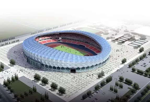 Steel Soccer Field меъмории металлӣ
